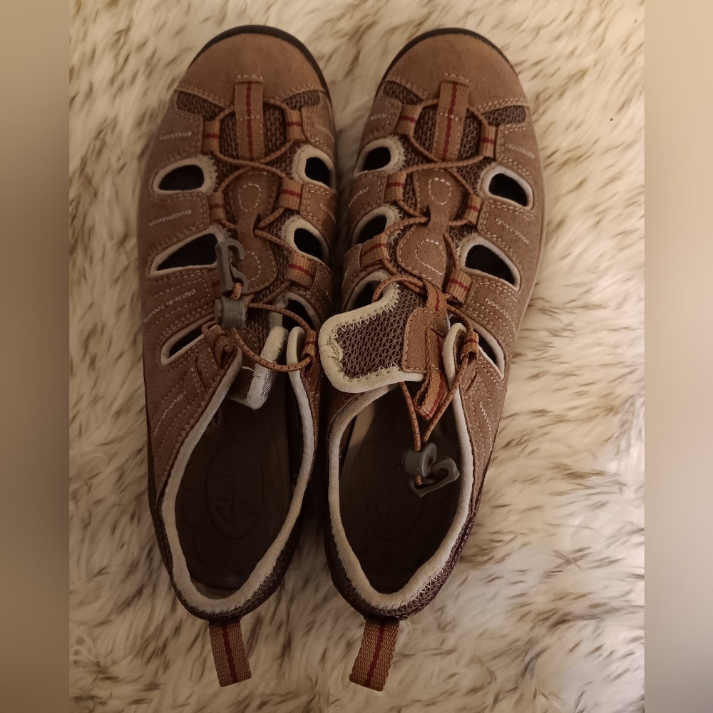 Clark's  privo water sandals 8M womens